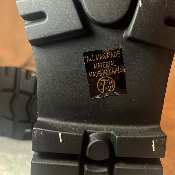 Soda Women's Combat Lace Up Faux Leather Ankle Boots Maroon Sz 7 1/2 - Picture 7 of 7